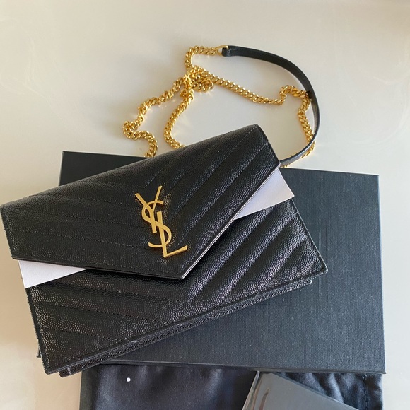 Saint Laurent Wallet on Chain - Picture 2 of 15